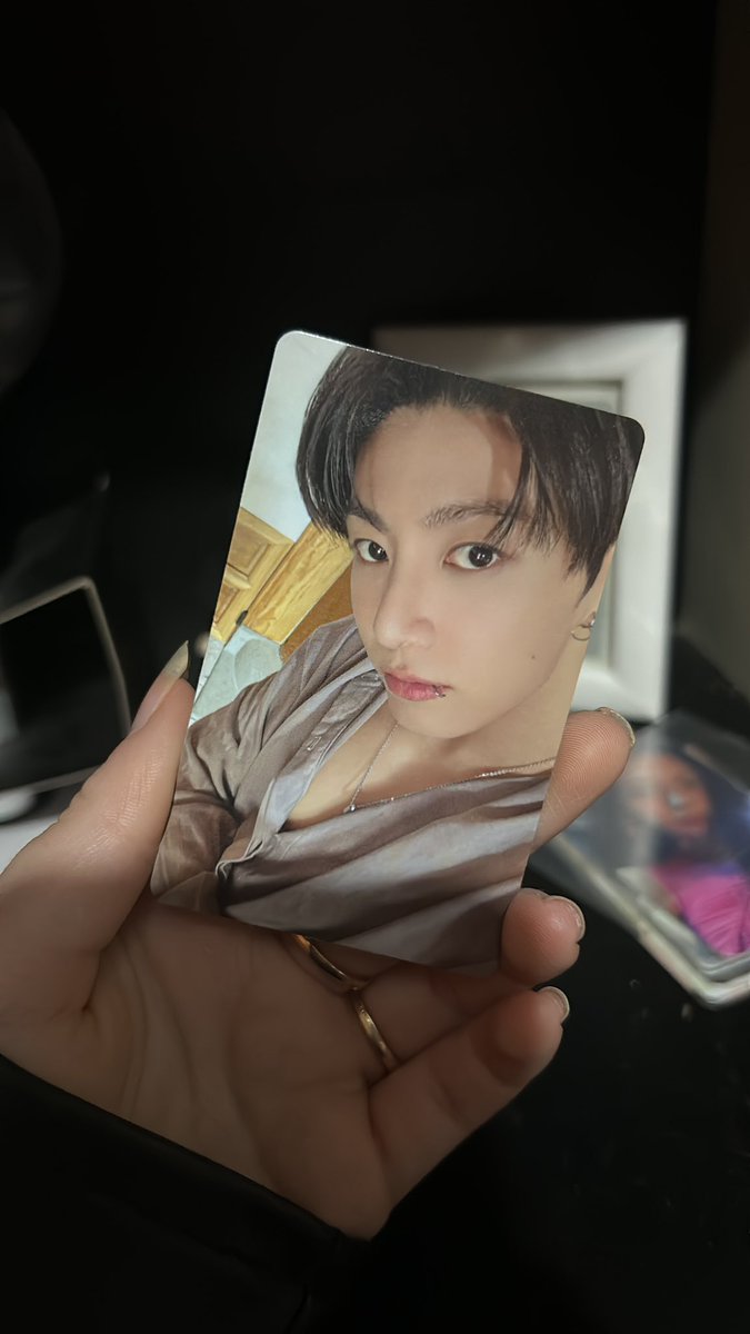 cegsmimih's tweet photo. VENDO/ VENDA NACIONAL JUNGKOOK

• 260,00+ frete 
• pagamento imediato 
• mando foto e vídeo no pv 

FB:cegsmimih 

#venda https://t.co/7GmSYS6ZP5