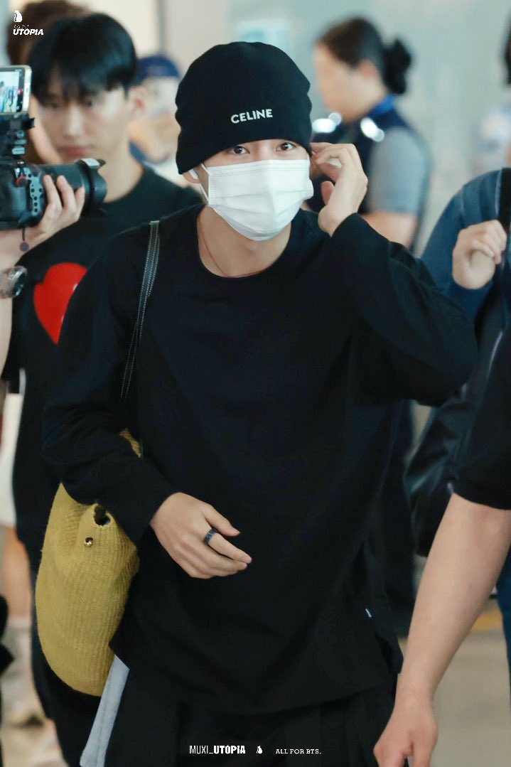 MX_UTOPIA's tweet photo. 260731

#태형 #뷔 
#TAEHYUNG #V https://t.co/5BlTeRqIEl