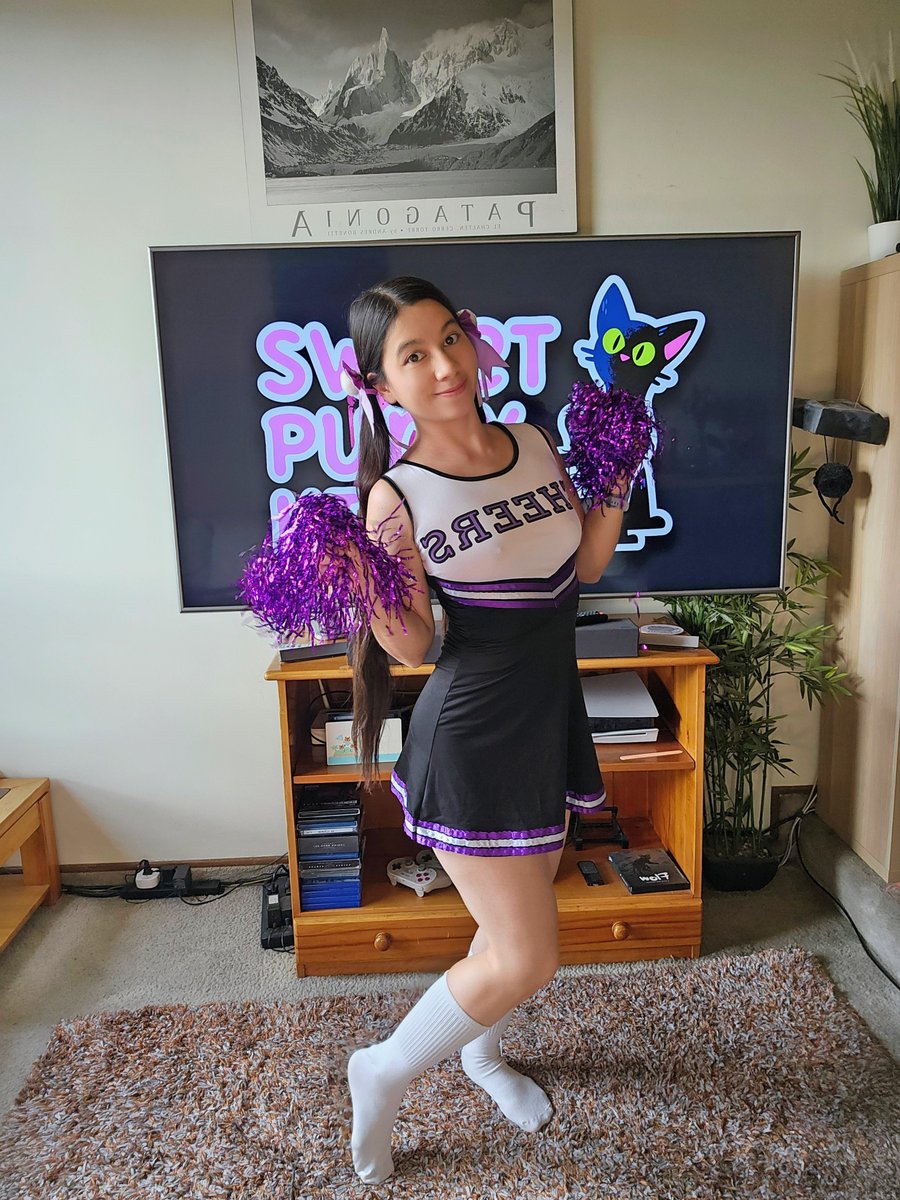 sweetpurrykitty's tweet photo. Hoy como cheerleader. ¿Qué piensan? Si quieren ver más, subí michísimas fotos más en mi perfil: https://t.co/BVdcPyHtzH Besitoooos 🥰🥰🥰💞💞 https://t.co/EWJcbi85v6