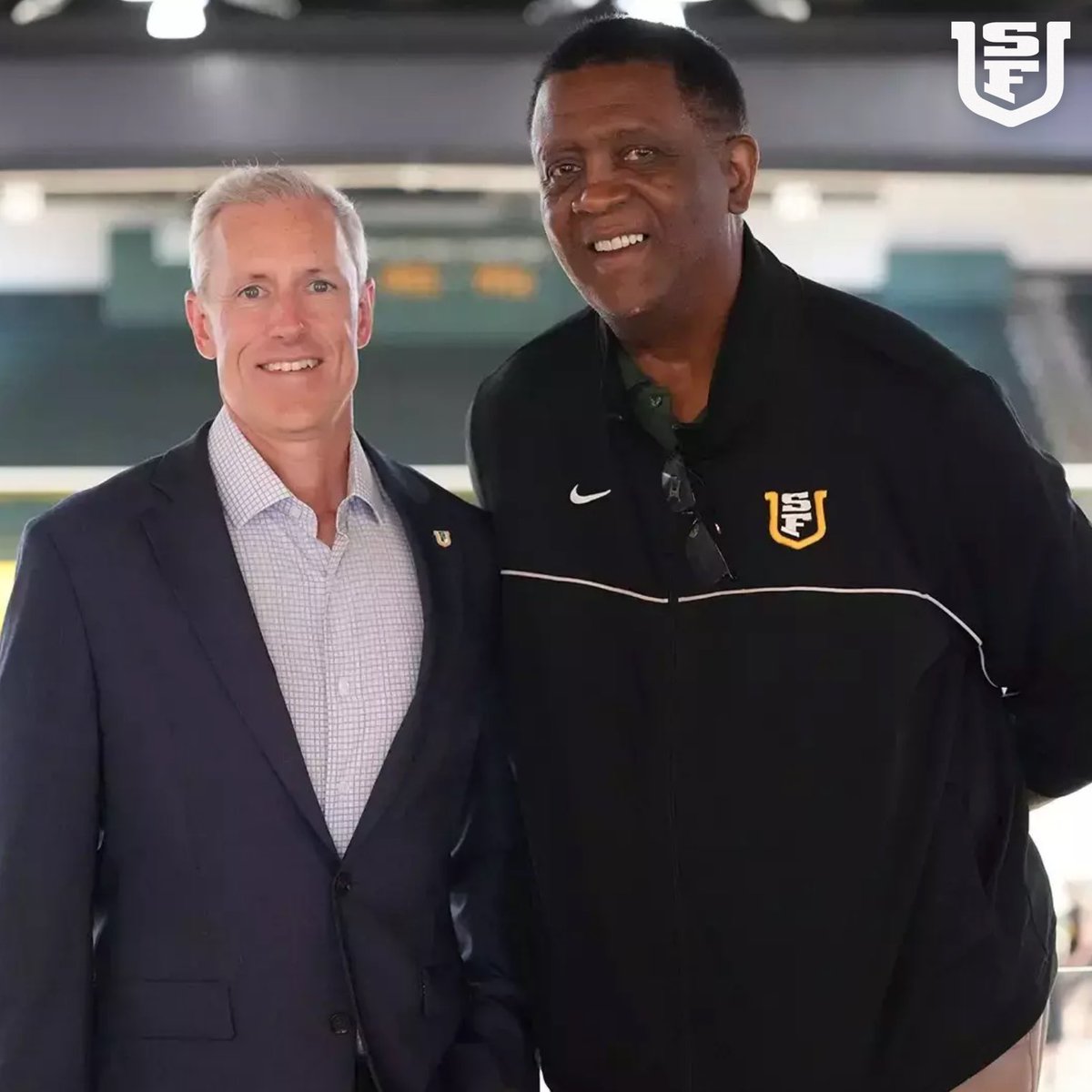 USFDonsMBB's tweet photo. Wishing a Happy Birthday to USF legend, Bill Cartwright!

Enjoy the day, @MrBC24 🥳

#USFDons | #WCChoops https://t.co/E3mUTEKeGZ