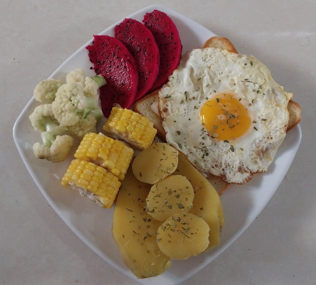Cecelowiue's tweet photo. Sarapan pagi bukan sekadar rutinitas, melainkan investasi energi untuk tubuhmu. Pilih yang sehat, rasakan manfaatnya!

 Selamat pagi 
Jangan lupa  sarapan https://t.co/fEt8Bb3HNH