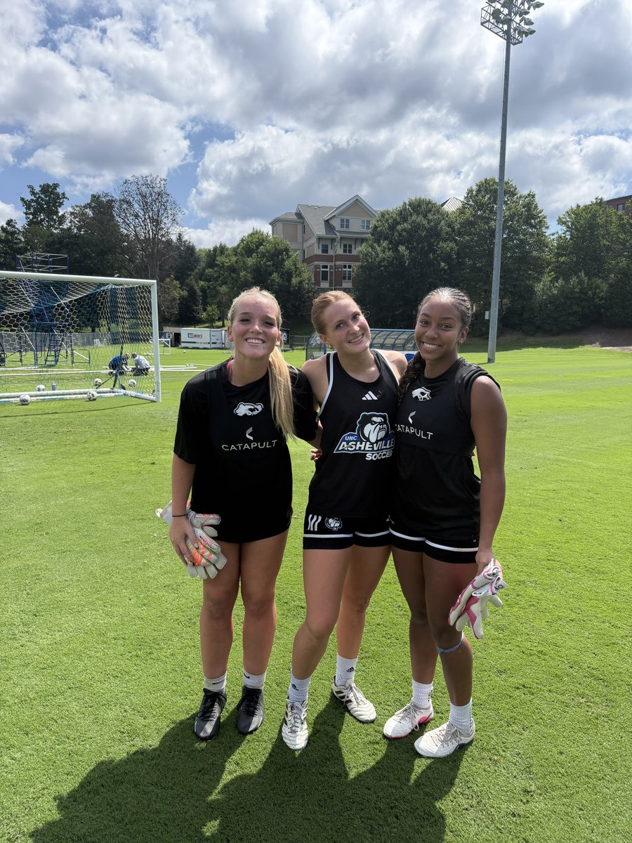 UNCAvlWSoccer's tweet photo. Week 2 ⚽️ ☀️ https://t.co/NowINJ4sdA