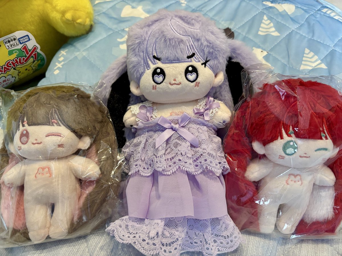Plum_sumo02's tweet photo. かくれー様(@di_carta_s )のお取りまとめで、윙크포리(ウインクPORY/10cm)、앙큼포리(キュートPORY/10cm)、당돌포리(堂々PORY/15cm)ちゃんをお迎えしました！
みんな愛おし過ぎる…特に15cmの포리ちゃん初めてなので存在感が😭💗
この度は機会をいただきありがとうございました https://t.co/ACvI6XMbzJ