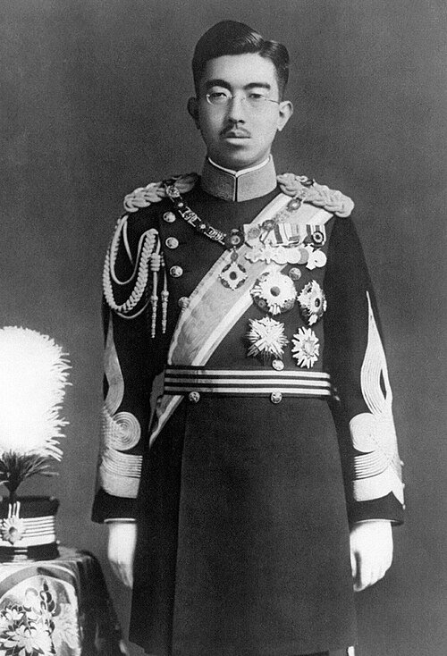 SergeantLevitt's tweet photo. @NinjaAlex420 Emperor Hirohito had toptier power honorary orders/knighthoods from the Roman Black Nobility behind the Vatican
 -Order Of The Golden Fleece=Bourbon/Farnese Spanish Kings  &amp; Vatican's 500yr old Jesuit militia creators
- Supreme OrderOfThe MostHolyAnnunciation=Roman Royal Savoys https://t.co/DN2KwVlkPC