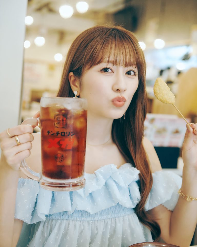 mcz517_official's tweet photo. ／
#佐々木彩夏 🩷
自身初写真集「ぺろり」
＼

期間内に楽天ブックスにて『楽天ブックス限定版』をご予約いただいたお客様には、＜ランダム＞で「直筆サイン入り写真集」をお届けいたします📝
受付期間は本日【7月31日（金）23:59】まで⏰

▼詳細はこちら😋🍴
https://t.co/f59IFn3hJY https://t.co/RI1SW9SlRw