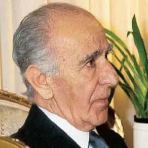 Sjorpy's tweet photo. Atatürk’ün Diyarbakırlı manevi oğlu Abdurrahim Tuncak… Öksüz kalmış bir çocuk. Zübeyde Hanım tarafından büyütüldü. 
Atatürk’ü Hitler gibi ırkçı sanan kanziler buna benzer durumlardan bahsetmez https://t.co/B2H9Gy0L5Z