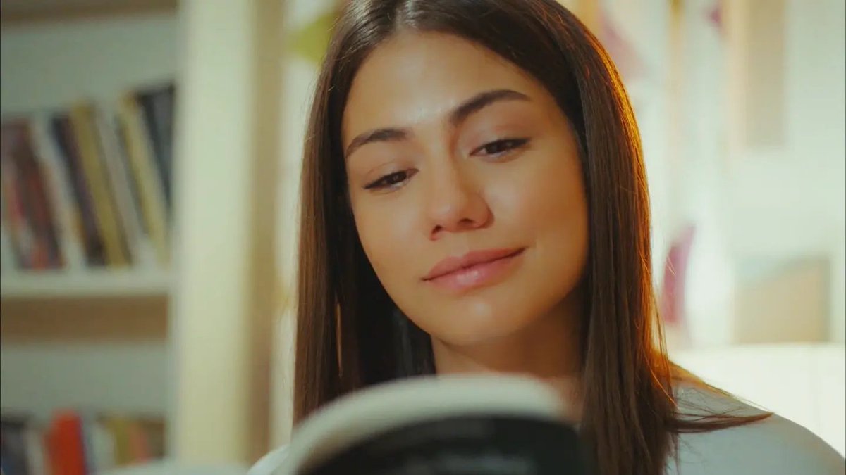 Dem34ozde's tweet photo. Buenas noches 🌙🌛🌜🌝
#demetözdemir https://t.co/YZeB5XLZvB