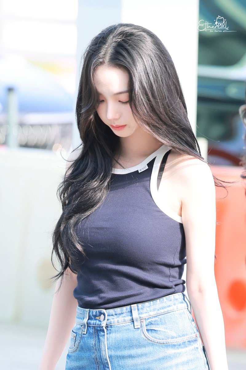 Ethereal_0411's tweet photo. 260731 ICN✈️ORD
🫶
#aespa #에스파  
#KARINA #카리나 #カリナ https://t.co/puIXkruhRU