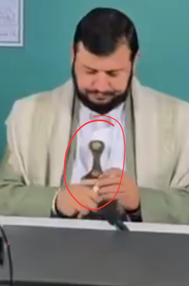 HishamBasahi95's tweet photo. @Ahmedmosibly هذا الغباء الصناعي 😂😂😂

حالتكم يرثى لها ياخونه يامرتزقه 

انتم شكلكم تتعاطو بول بعير مع كفيلكم لما لحس مخكم انتم كمان 😂😂😂😂😂😂😂😂😂 https://t.co/6VWgapbF9W