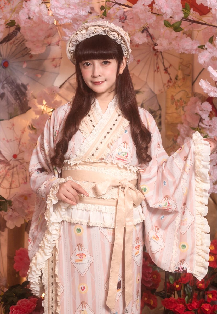 7/17⑧巻発売「着物ちゃんとロリータちゃん」公式 (@kimonololi