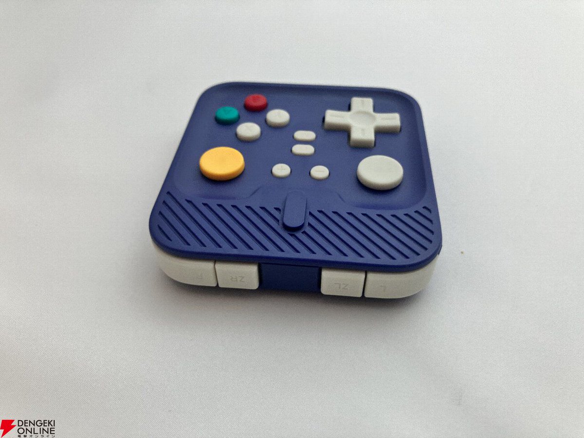 dengekionline's tweet photo. 絶妙なオモチャ感と高級感が最高にエモい。レトロゲームファン必見の56g軽量コントローラーレビュー【abxylute M4】
https://t.co/CtcrqJLZut

“CAMPFIRE”で好評支援受付中のモバイルコントローラー【abxylute M4】のレビューを掲載
レトロ感を漂わせながらもスタイリッシュで実用的なおすすめな逸品 https://t.co/fk8uoE5sn9