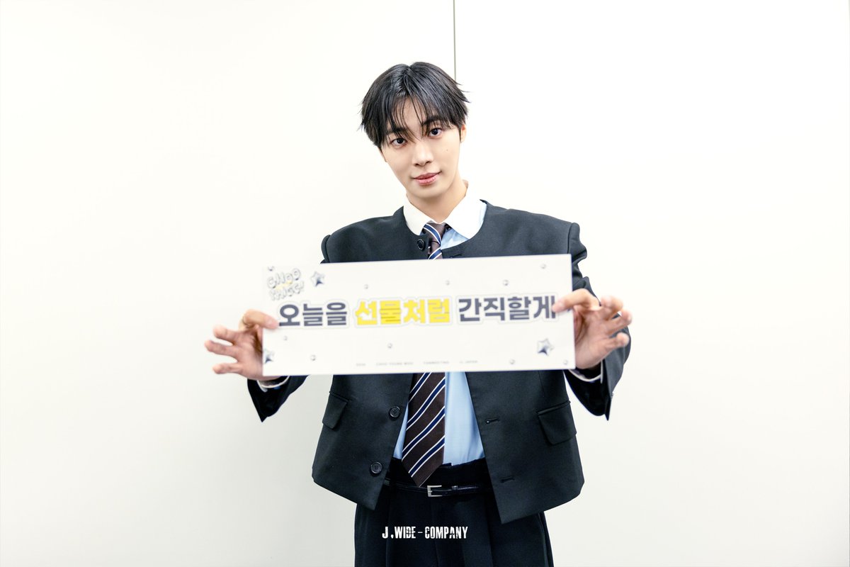chooarchive0605's tweet photo. [공식카페] #추영우
✨SPECIAL CONTENTS✨
2026 CHOO YOUNG WOO FANMEETING [CHOO-prise!] in JAPAN 미공개 컷
🔗https://t.co/FKam7B2RUp https://t.co/BVwbSVR7U0