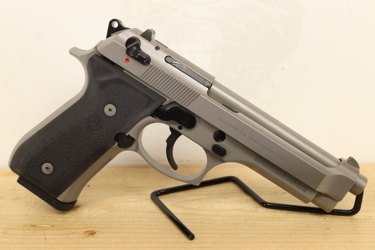 SchmidtFirearms's tweet photo. BERETTA 92FS Inox
4.9"
9x19mm
Thumb Safety 
2 Mags 

$819
(10+ in Stock) https://t.co/juh4V34E70