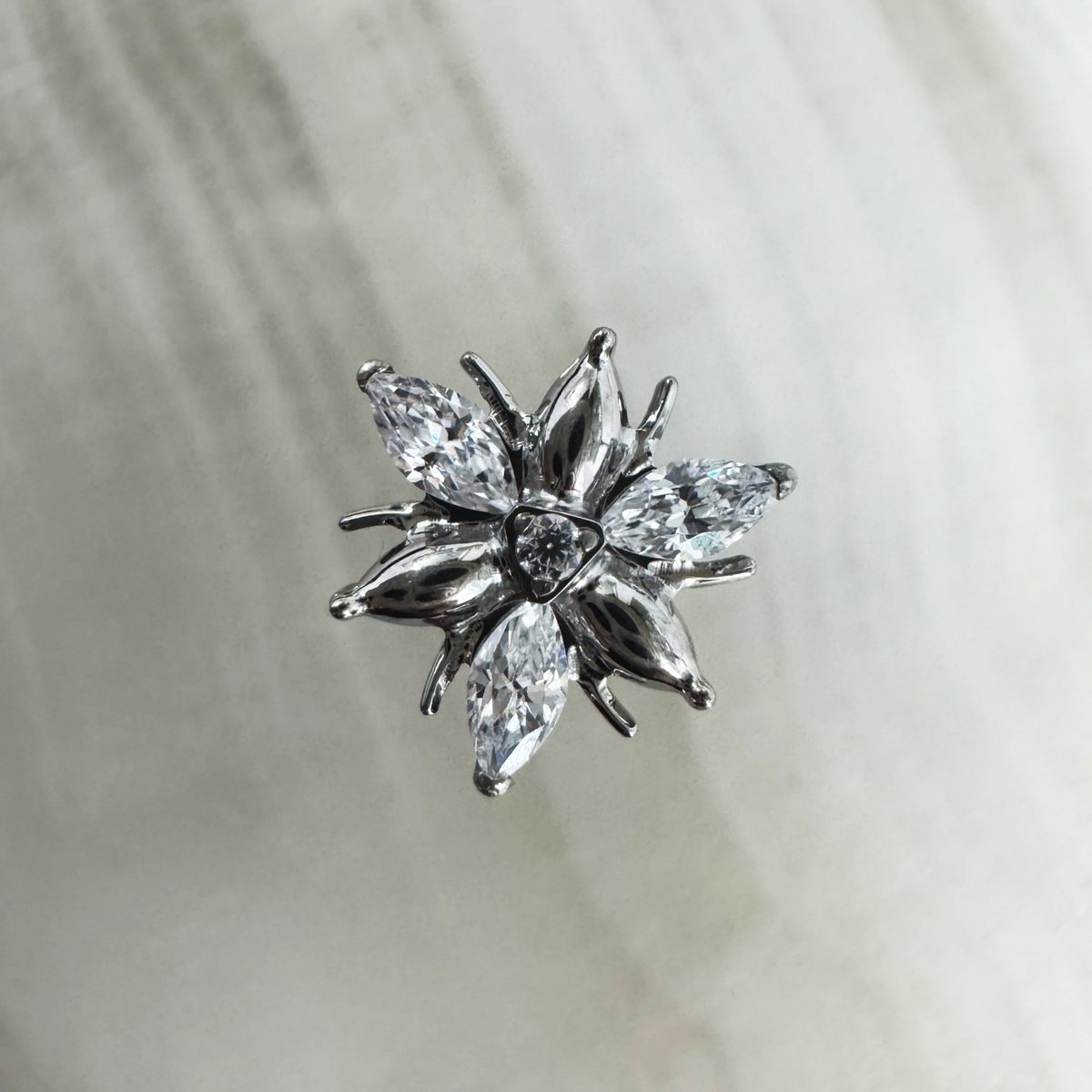 Galleryestudio's tweet photo. Titanium Jewelry 💎 Av .Veracruz 77, 1er piso, col. Condesa.. citas y cotizaciones: whats 5565151259 tel. 55339128   
Agenda en el link de nuestra biografía https://t.co/WLsB1ScKel