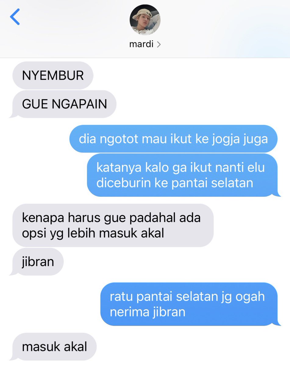 eutherine's tweet photo. anak karpus takut sama orel adalah #canon https://t.co/0AoNBepinr