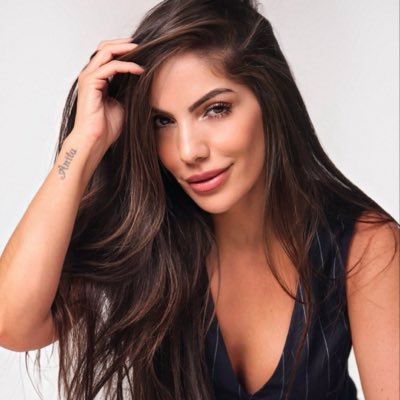RealAnamara's tweet photo. #NovaFotoDePerfil https://t.co/yZAqSBDtlI