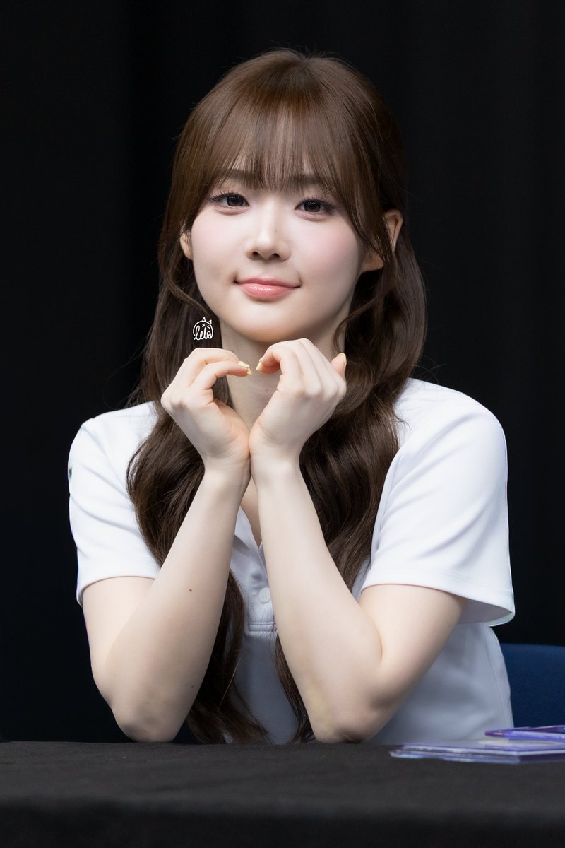 1133_nien's tweet photo. 윤서연 || 260628 Whosfan

🫶

#윤서연 #SEOYEON
#트리플에스 #tripleS https://t.co/Hb9UKyoH85