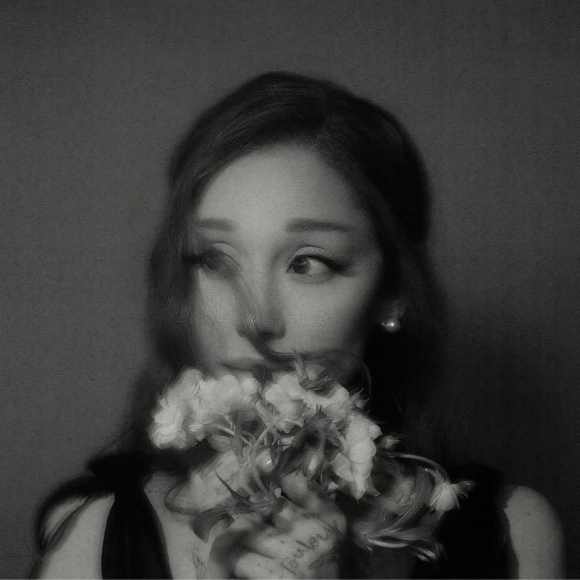 Fan Ariana Grande France tweet media