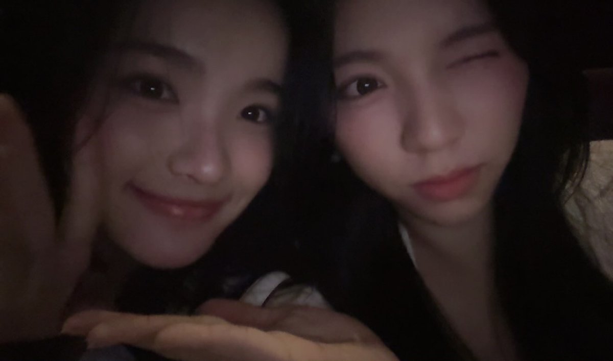 adwellieee's tweet photo. aralie dengan belahan jiwanya https://t.co/UhNdJ5NyCh
