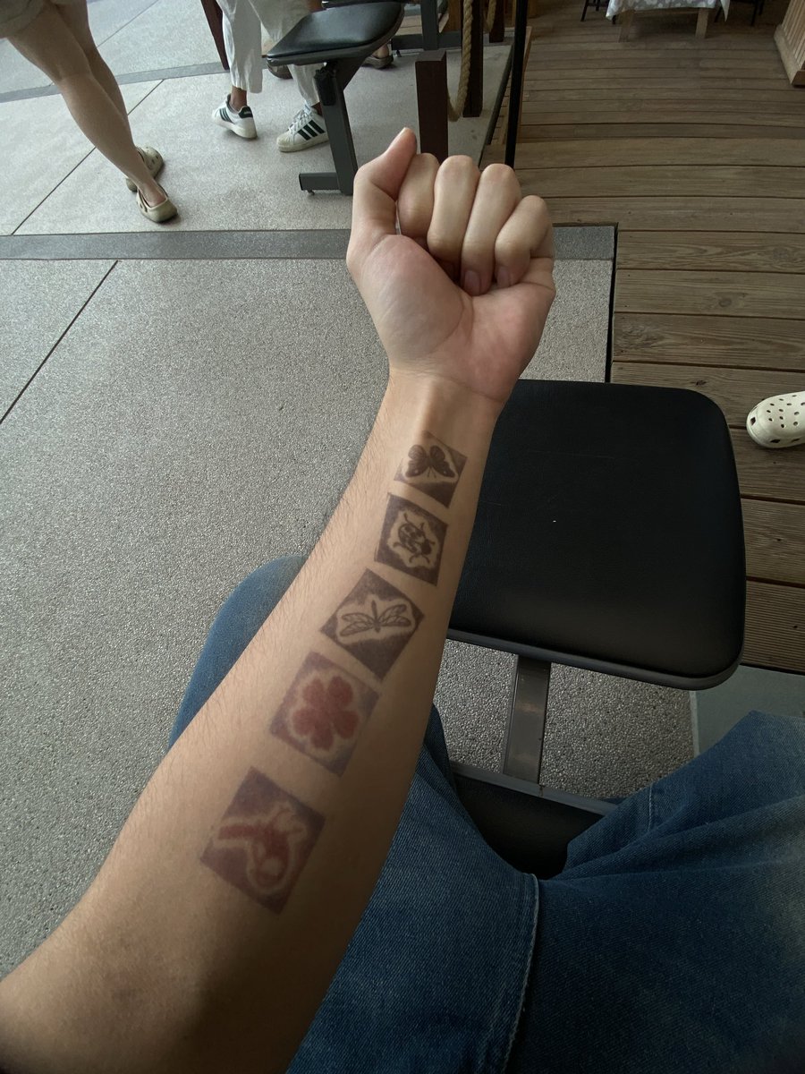 sillybear30's tweet photo. แบดรึยังคับ https://t.co/5xv5czEiJJ