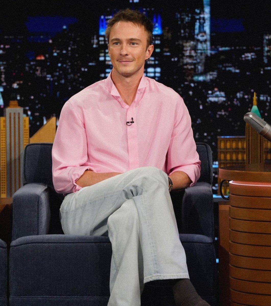 ghostinavenue_'s tweet photo. DREW STARKEY ON JIMMY FALLON. He looks so #yummy https://t.co/pDKMevGH8x