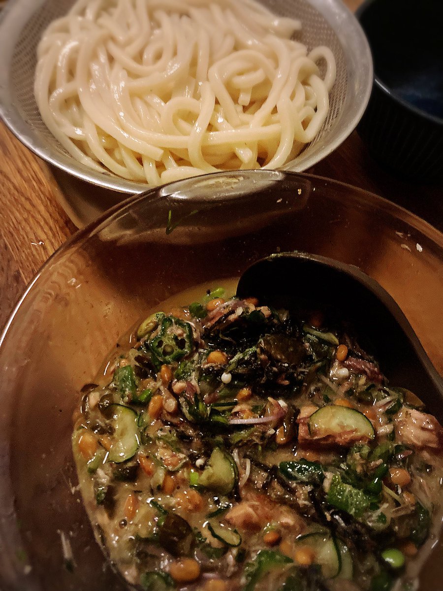 kyo_cooking's tweet photo. ちなみに
昨日数日間の
合宿から帰宅した次男の
リクエストが
まさにひっぱり饂飩でした。

シズル感はないけれども！😂 https://t.co/3k7njk56ln