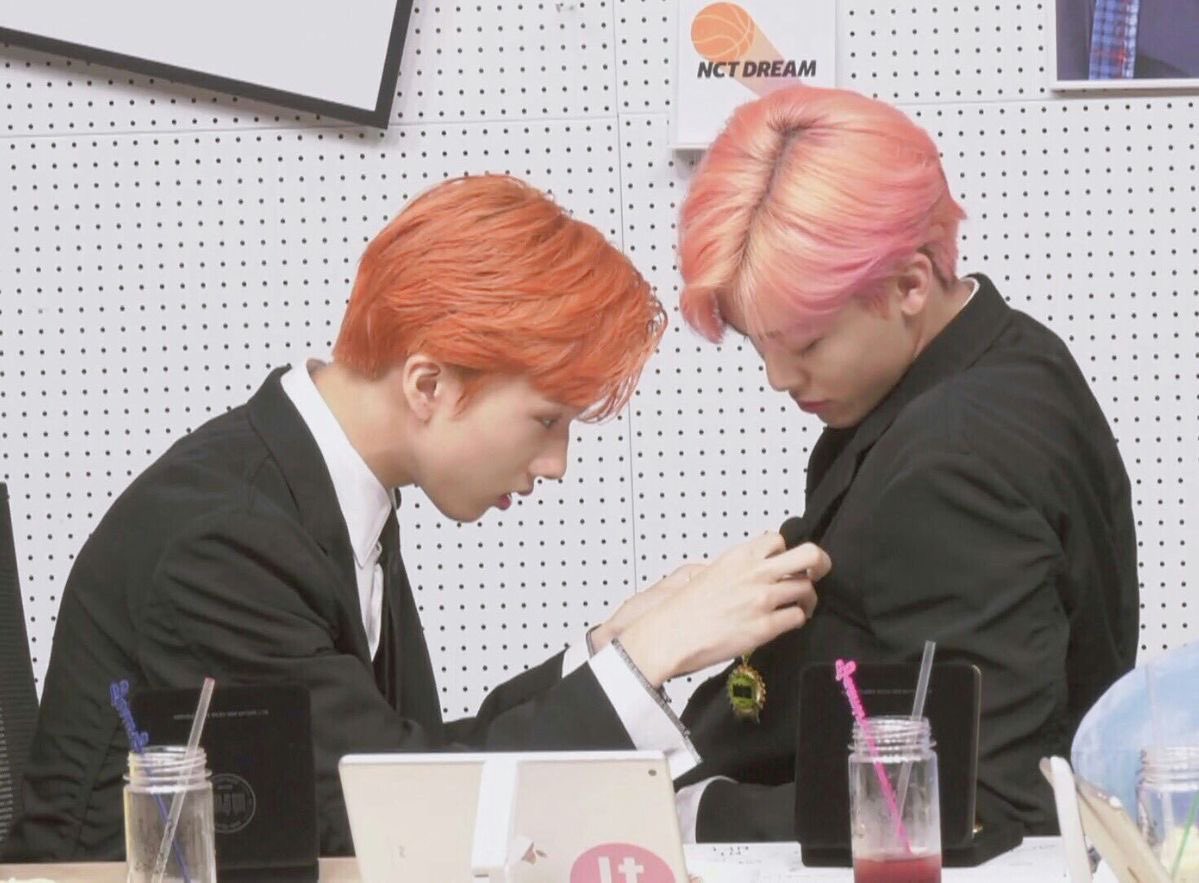 toz0k's tweet photo. 연애는 연상이 잘하지만
사랑은 연하가 잘하는거 ㄴㅁ 잼성 https://t.co/WZ7NlJz0Kb