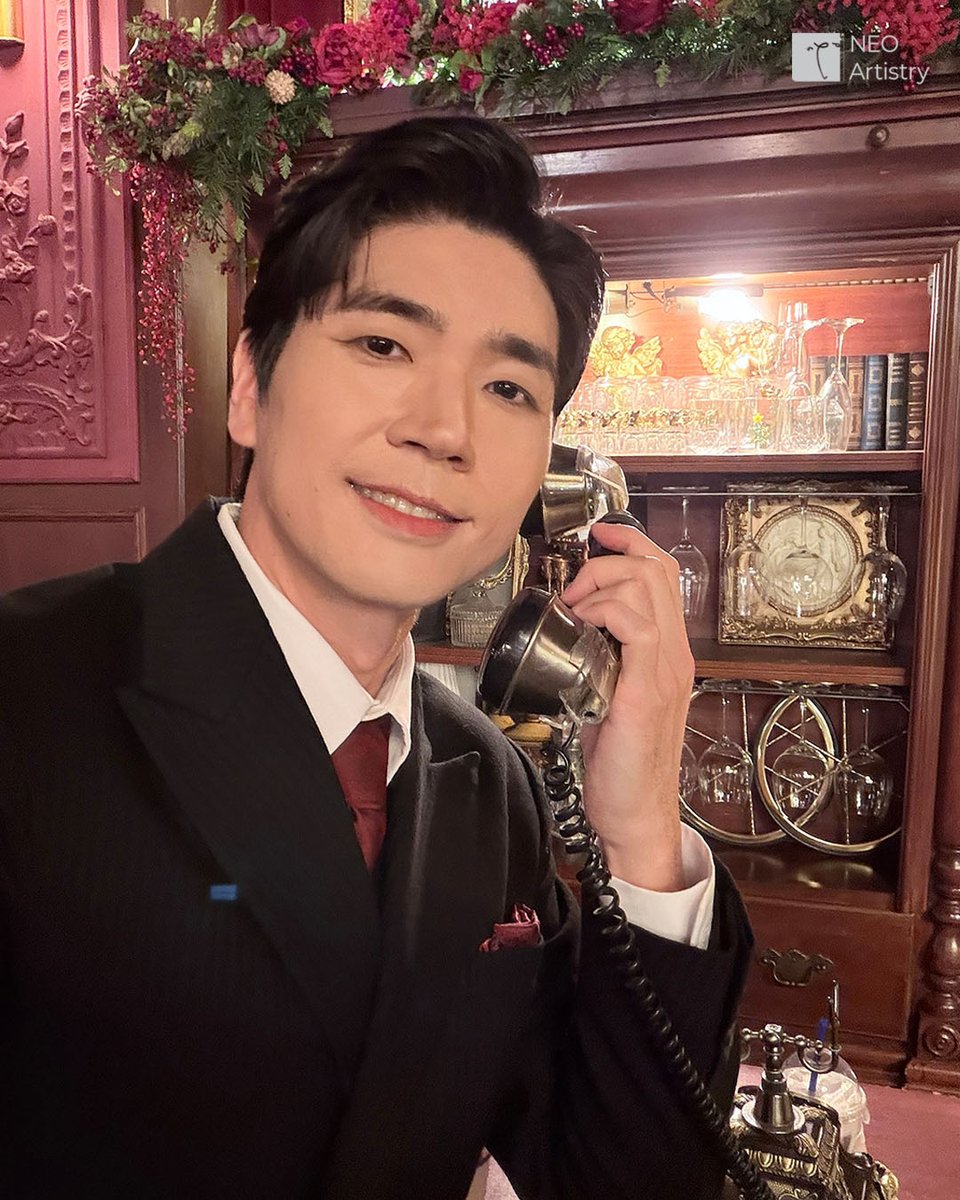 NEOartistry_'s tweet photo. [𝐍𝐀 : 𝐃𝐈𝐀𝐑𝐘] #정민
⠀
사내 役 | 정민
⠀
정민 사내의 프로필 비하인드 사진이 도착했습니다📸
_
뮤지컬 <사의찬미>
🔸️ 2026.09.08 – 10.25
🔸️ 링크아트센터 페이코홀
⠀
#네오아티스트리
#뮤지컬 #사의찬미 https://t.co/oLS2Zh75BI