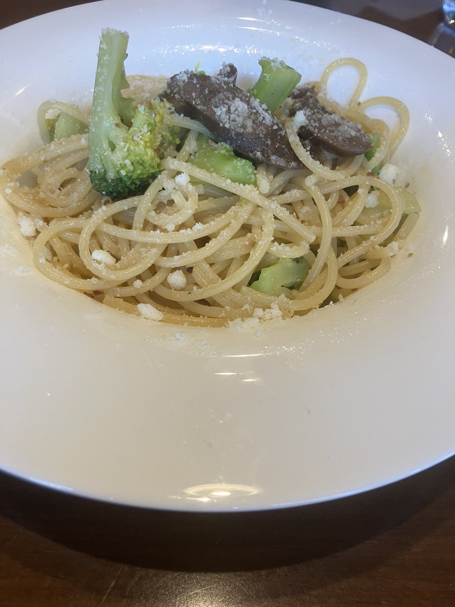 ketayo0531's tweet photo. デブ活一食目
#CAFEbird https://t.co/7AjsE7yb4y