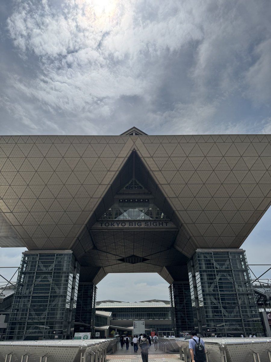 HamTheMeatVG's tweet photo. 聖地に来た https://t.co/sHMrzaOifP