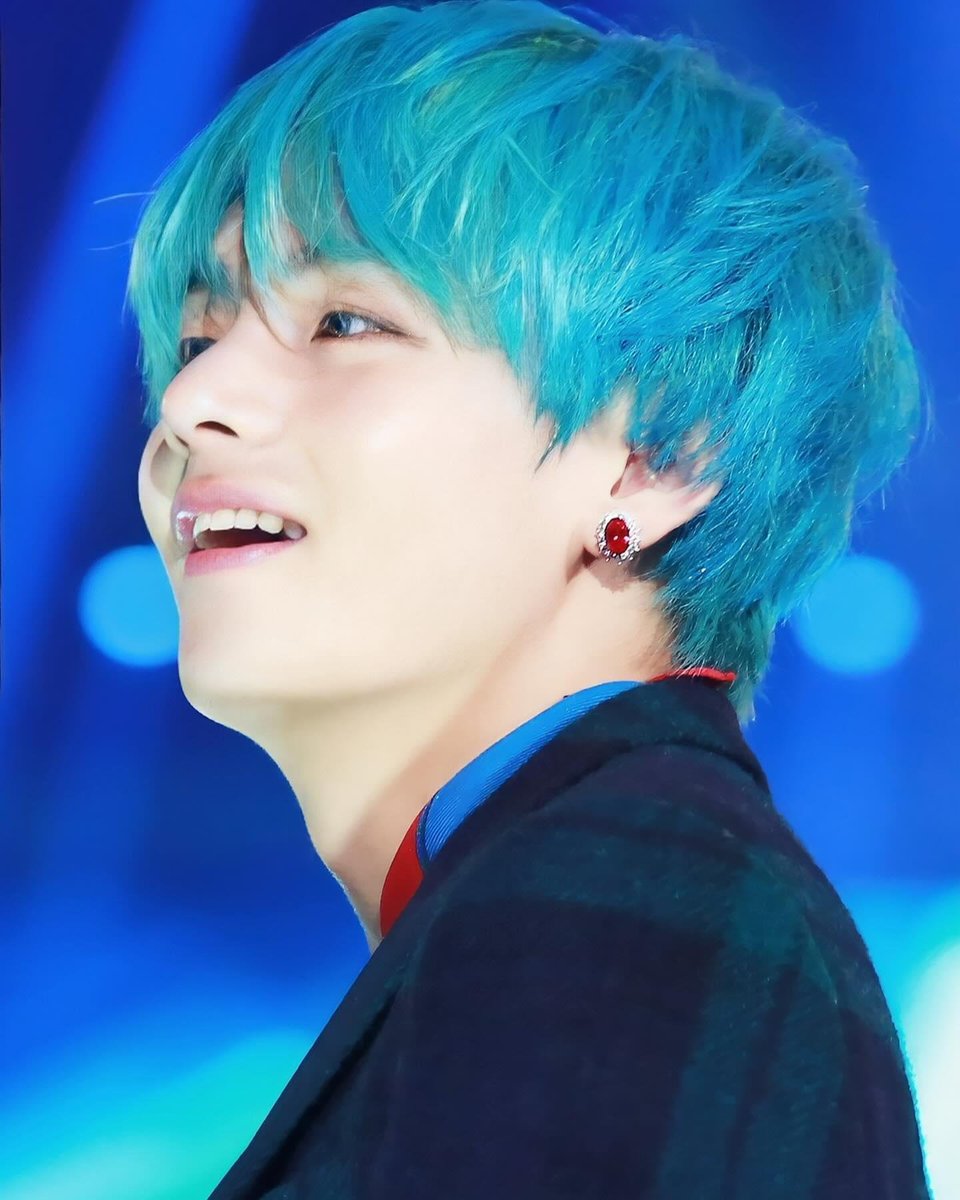 jehiyn's tweet photo. Good morning army 😘❤#jk #v #bts https://t.co/W2yvRA7P6B