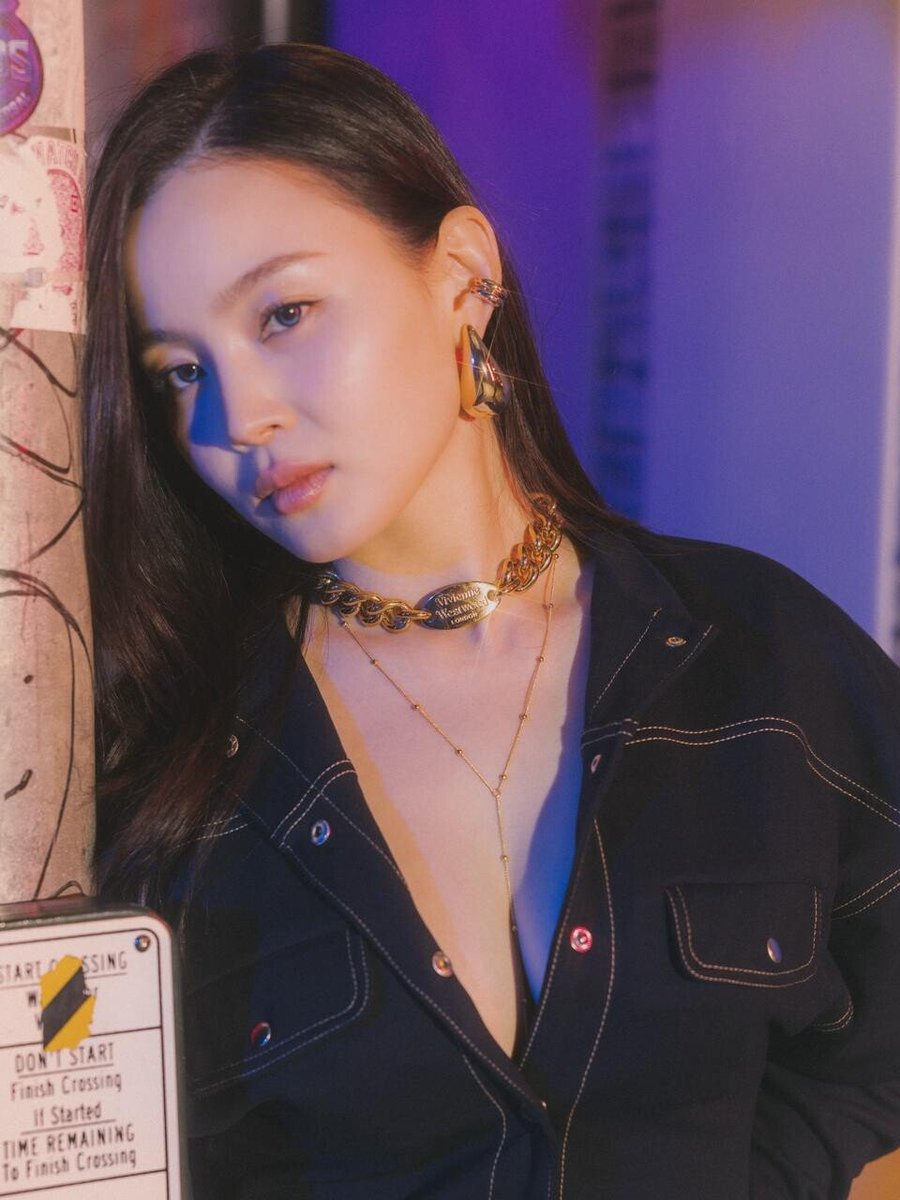 DreamersRadioID's tweet photo. #LeeHi has been announced as the first OST artist for MBC's new Friday-Saturday drama "A Bona Fide Killer," which marks actress Gong Hyo Jin's highly anticipated screen comeback.
According to OST producer Stone Music on July 31, Lee Hi's track "Paper Flower" will be released on August 1 at 6 PM KST.