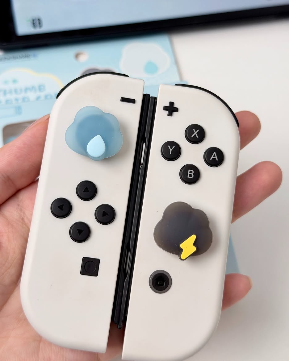geekshareplus's tweet photo. ⛅🌧️☀️
#kawaii #gamer #switchgear #Geekshare #gamerlife #nintendoswitch #nintendoswitch2 #pinkgamergirl #gamingsetup #switch2 #GamingAccessories #switchcase #gaminglife #gamerlifestyle #girlgamers #switchaccessories #gamergirl #SwitchAccessories #Switch2 #NintendoSwitch2 #switch https://t.co/sptBg3Yvjy