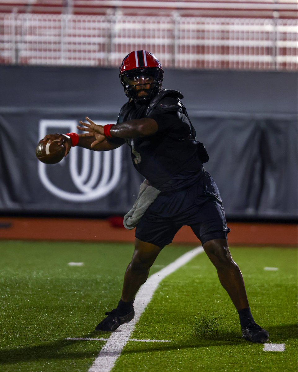 GovsFB's tweet photo. Good bump tonight.
#LetsGoPeay | #WeWILL https://t.co/Xm8AN842I3