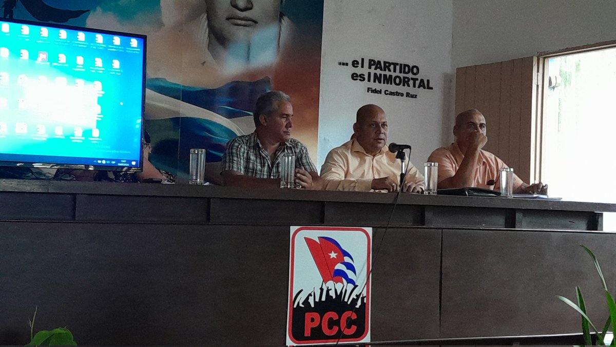alexeimc68's tweet photo. La implementación de las 176 medidas aprobadas por el gobierno cubano requiere estudio para conocerlas, de esta manera se logrará el inicio de la transformación que se requiere. Todo ello se evaluó en plenaria desarrollada en #CárdenasXCuba para iniciar el proceso de análisis https://t.co/dUeIKCqf46