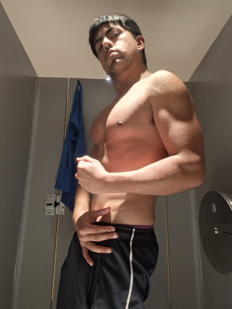 Act25Dom's tweet photo. Mamita que le dimos bien al pump de pecho hoy 😈 https://t.co/XNSXpQxuvQ