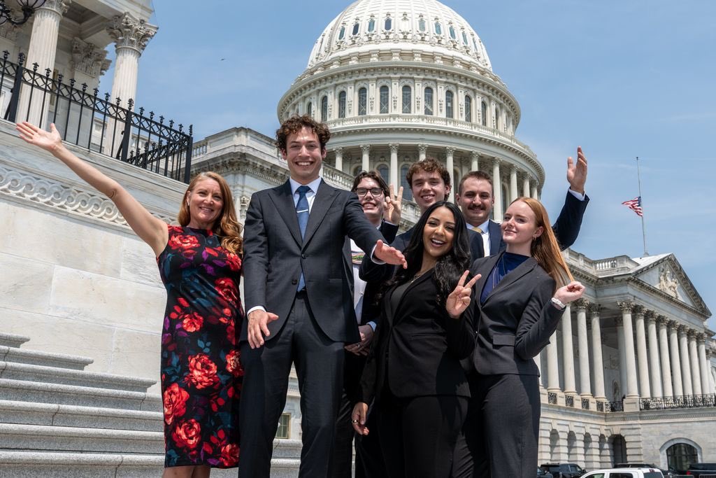 Rep_Stansbury's tweet photo. Today, we want to give a very special thank you to Sarah, Jaden, Rowan, Jaiden, Henry, Joseph, Sofia, and Grace for being incredible interns and for all their hard work this summer.  

Thank you for being so dedicated to serving New Mexico's 1st Congressional District and the people who call it home! ❤️

Interested in joining our Fall internship class? Apply here: https://t.co/dSBP5a9CE6