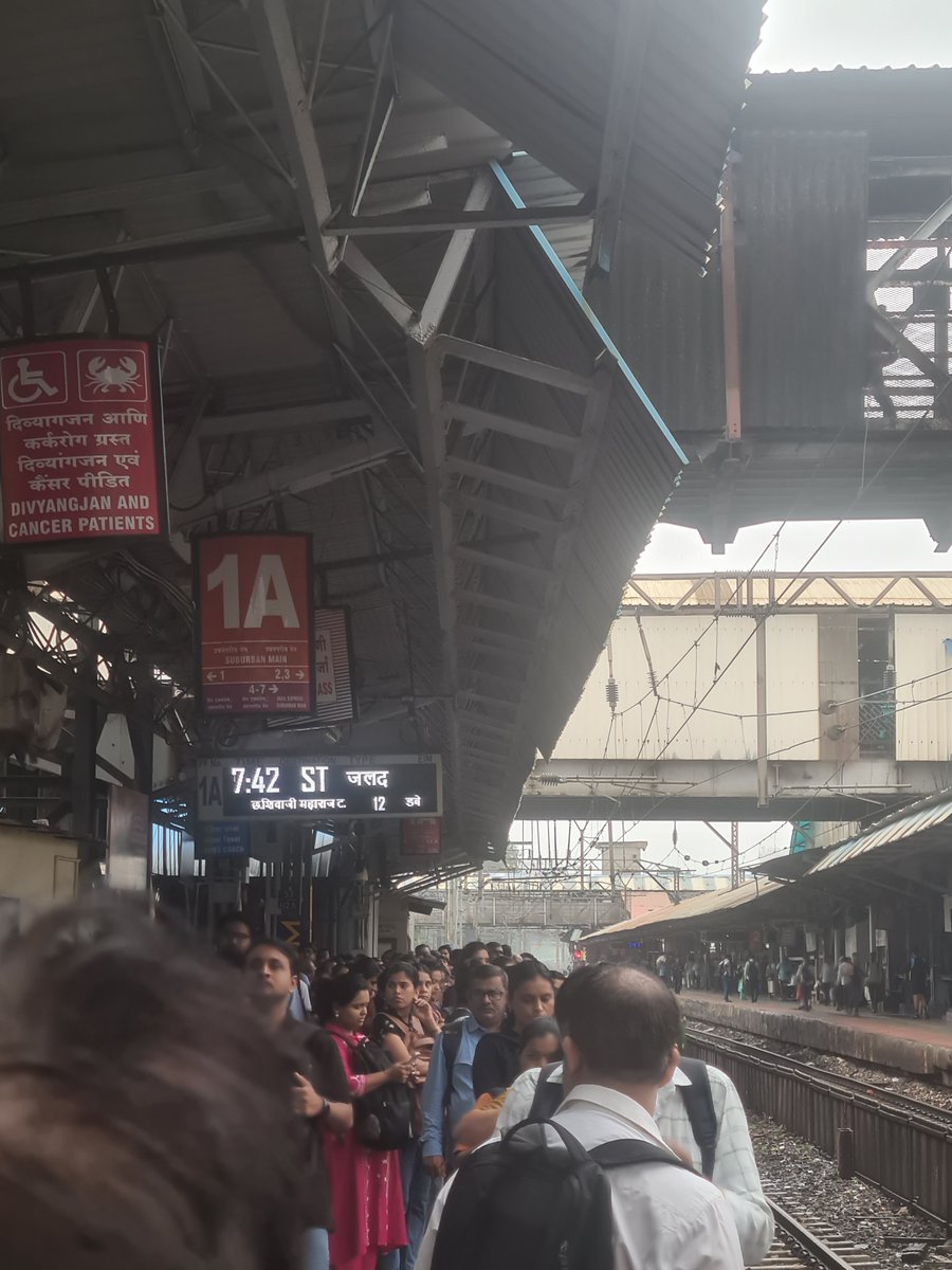 RTIBJP30's tweet photo. @Central_Railway @drmmumbaicr @AshwiniVaishnaw The 7:42 AM Kalyan–CMST train is consistently delayed, causing me to reach the office late. I request that necessary steps be taken to regularize its schedule.#गुरु_पूर्णिमा #Oriadé https://t.co/oWR3B32PoJ