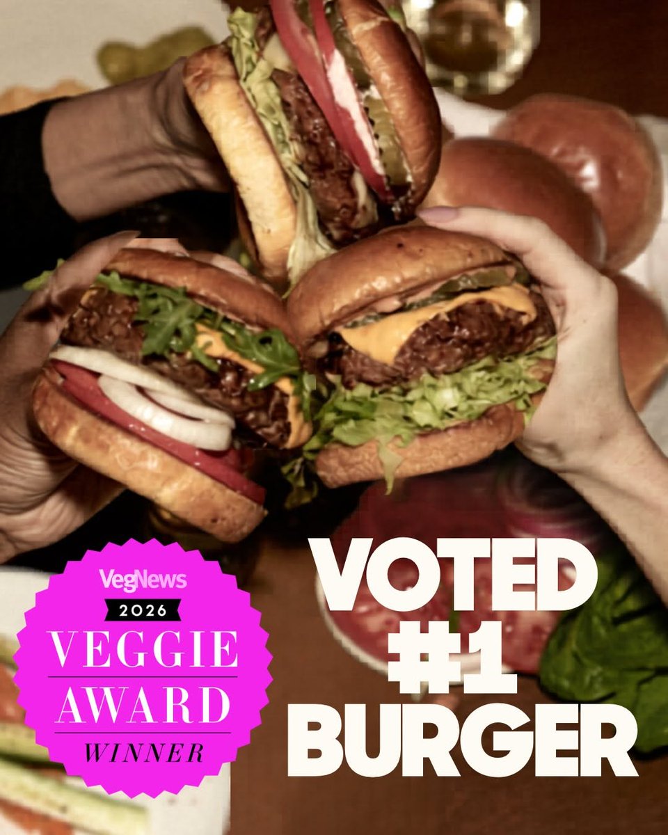 beyondmeatzezl's tweet photo. Voted  Best Burger by millions in the largest survey of its kind —  Veggie Awards 🍔💥—for the EIGHTH YEAR IN A ROW!

Huge thank you to our fans for making the Beyond Burger your  plant-based burger pick, year after year. Beating the competition on tas... https://t.co/pmj0UBSVUu