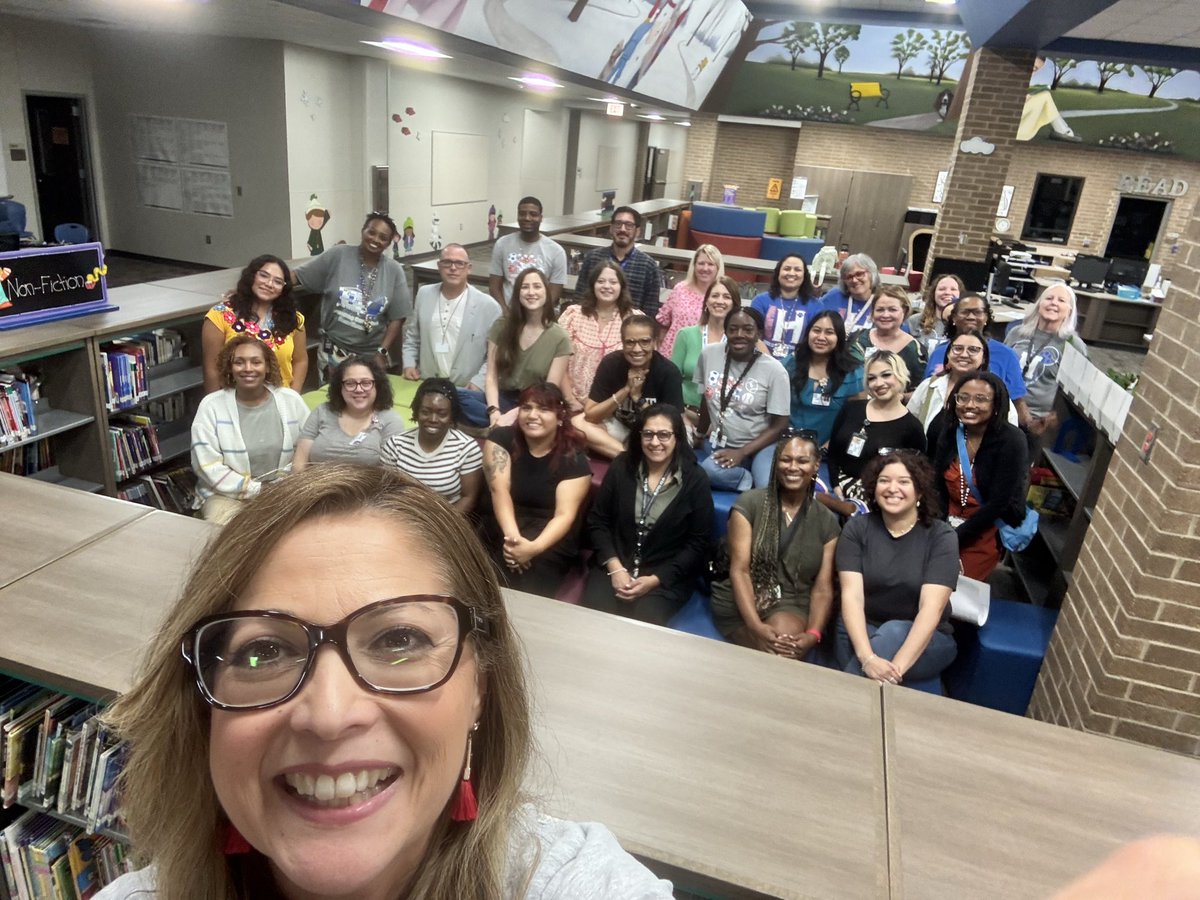 iteachDfuture's tweet photo. Excited to kick off an amazing year at @HorneElementary ! 🎉 We welcomed our newest staff to the Horne Elementary family and are looking forward to growing together. Here's to a year of collaboration, joy, growth, and success. Welcome 2026–2027, @CyFairISD #plantingseedsforabrighterfuture  🌱#choosethepathtoAMAZING! 💙
