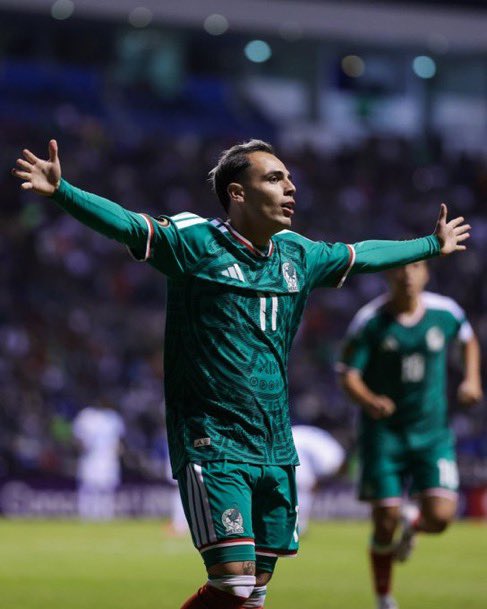 Jovenesfutmx's tweet photo. 🇲🇽🐐SALUDEN AL HOMBRE GOL DE LA SELECCIÓN SUB-20 

3 goles para el canterano de las Chivas! https://t.co/mpktd0pFvS