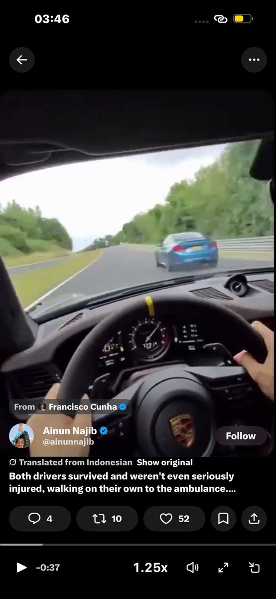 TomWellinglive's tweet photo. @Lecture_25 @grrlCockpit Little space?? https://t.co/00frJuIgm4
