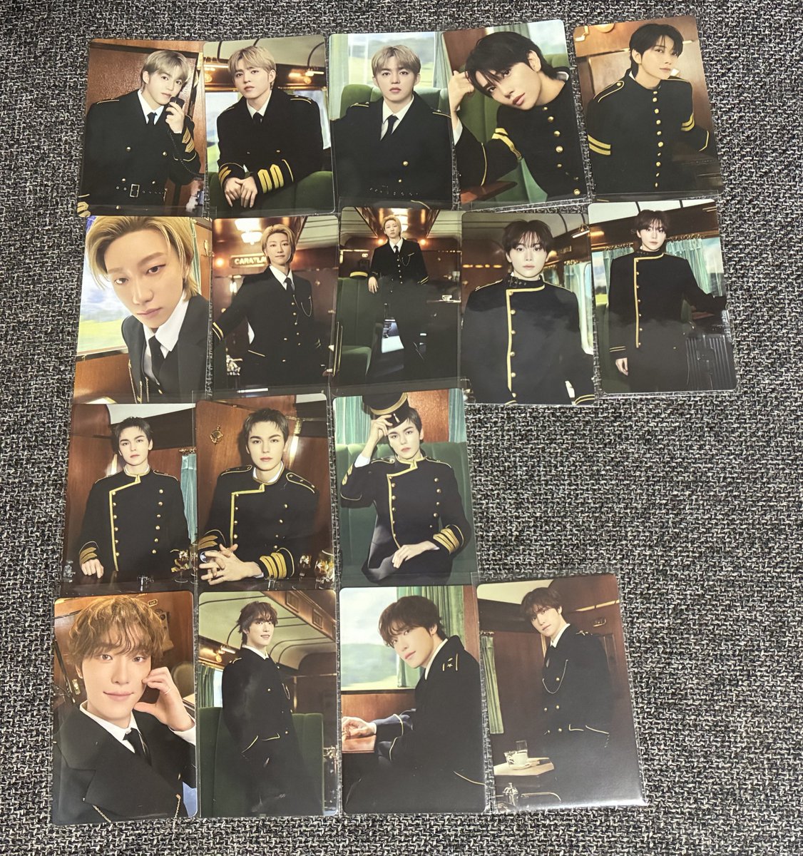 RT68347596's tweet photo. SEVENTEEN CARATLAND ケレン 交換

譲 エスクプス ジョシュア ミンハオ 
     スングァン バーノン ディノ

求 ジュン💕

複数枚の交換・郵送のみ
セルカ⇄セルカ
セルカと交換して頂ける場合は当方n枚も
対応させて頂きますのでご相談下さい https://t.co/jvA0Zx2ZJz