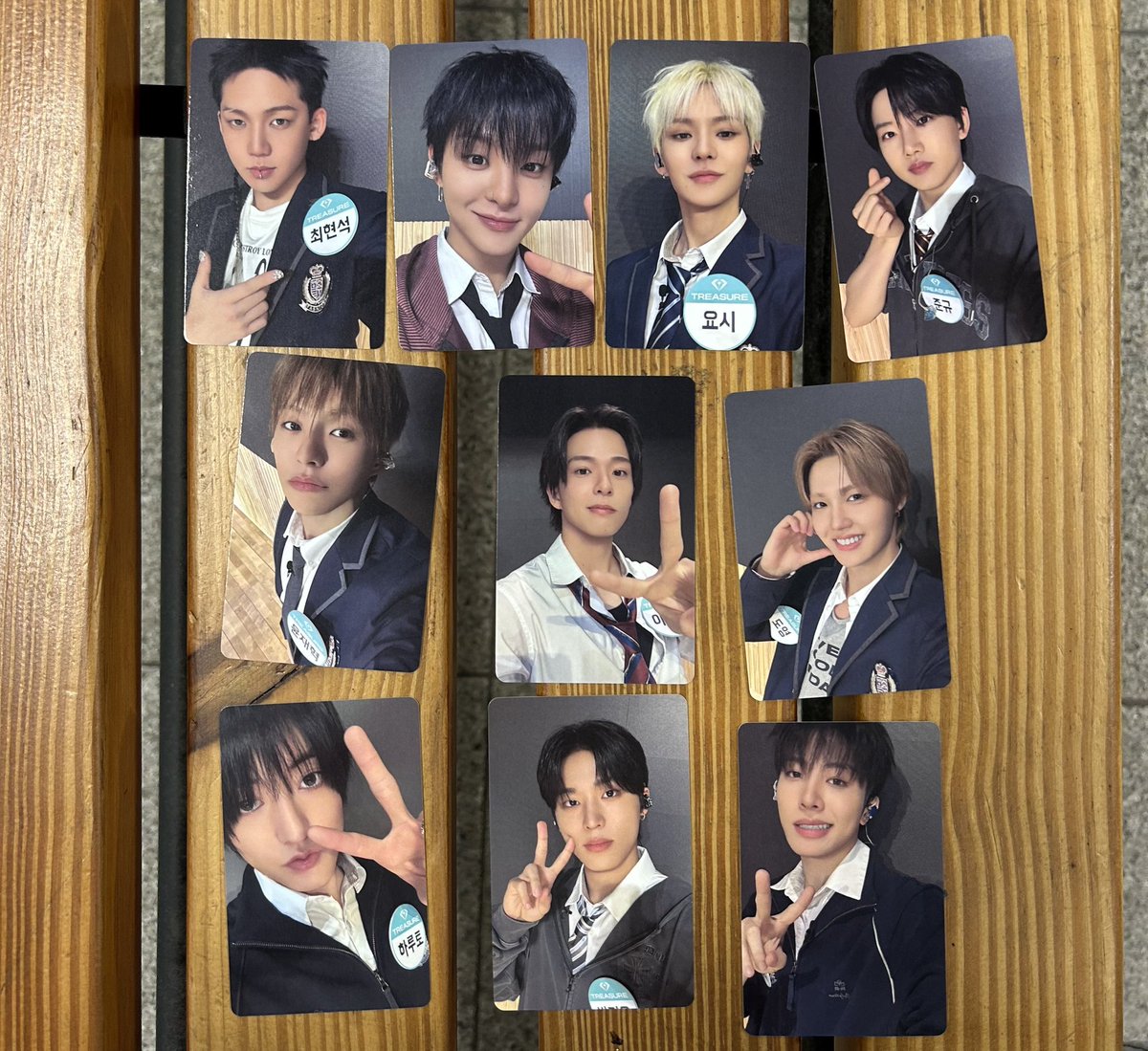 PLAZANAKA's tweet photo. การ์ด TREASURE FOLLOW EVENT จุนกยูน่ารักจัง 🫰

#JUNKYU #준규 #TREASURE https://t.co/DKmnRSkSq4