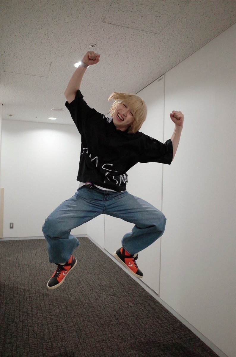 mi_ulk's tweet photo. みんなはどのジャンプ・ジントが好き？

わたしは金髪姫カットジャンプ・ジントが好き！（） https://t.co/yWRA43S6Rq
