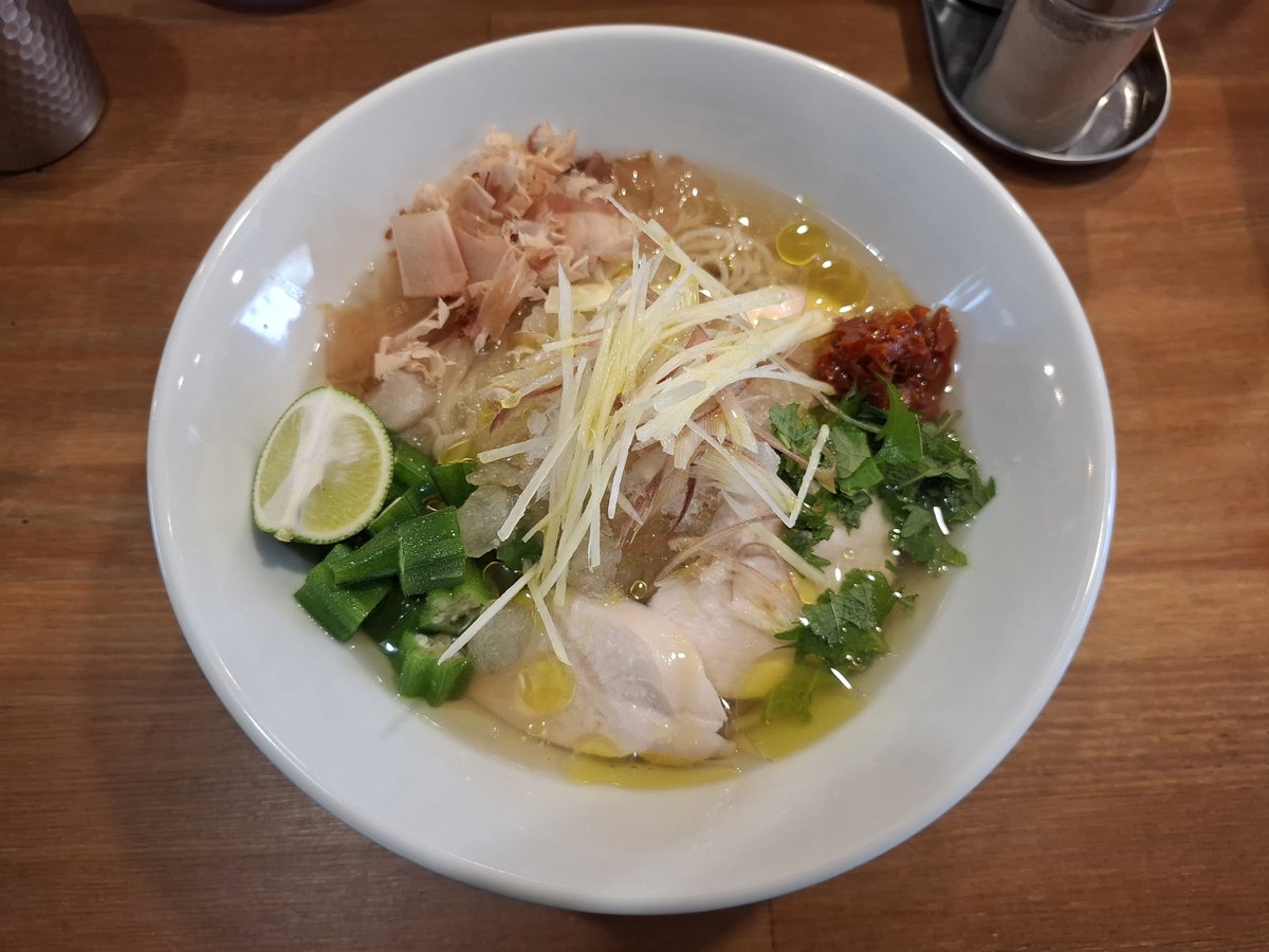 shun19861023's tweet photo. 一番乗り！
#麺屋寛 https://t.co/c6AG1ldP3F