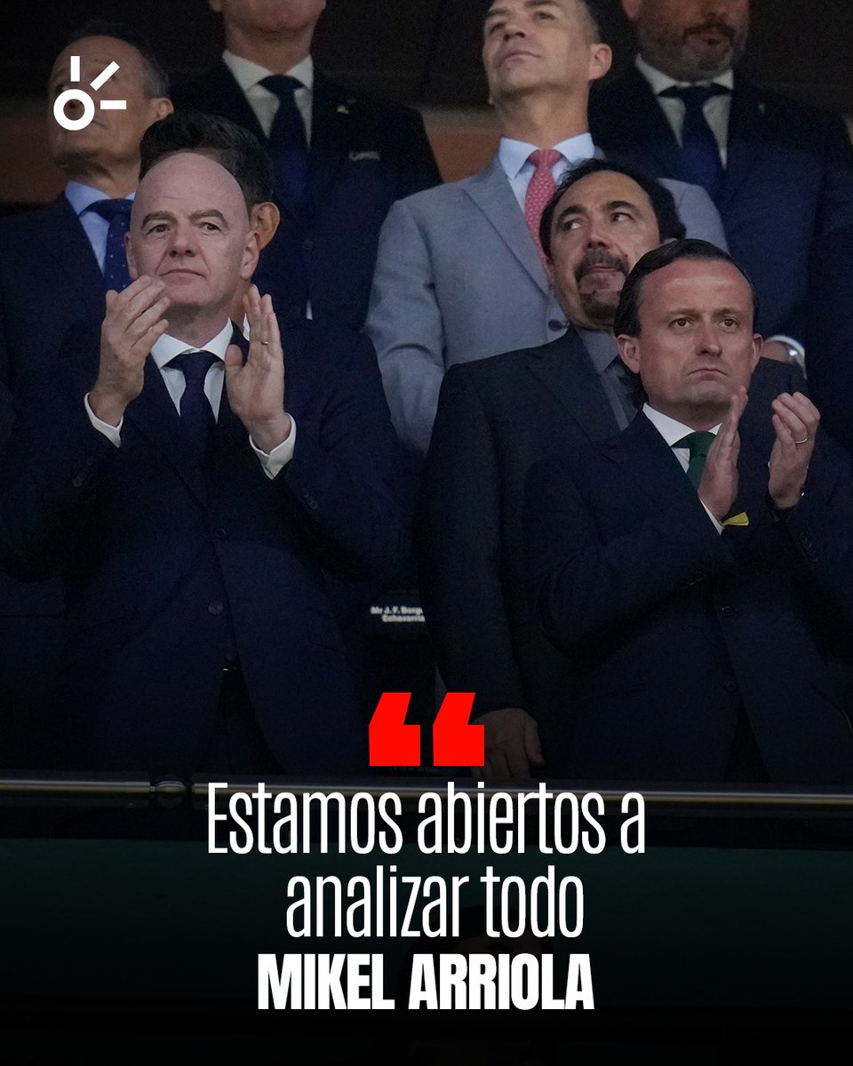 ClaroSports's tweet photo. 🚨🇲🇽 ¡MIKEL ARRIOLA ROMPE EL SILENCIO!

Luego del comunicado de la Federación Mexicana de Fútbol sobre FIFA Forward Enterprise, el comisionado presidente de la FMF fue abordado durante el Abierto de Los Cabos y dejó clara la postura del organismo: analizarán a fondo la propuesta antes de tomar una decisión. 👀⚽