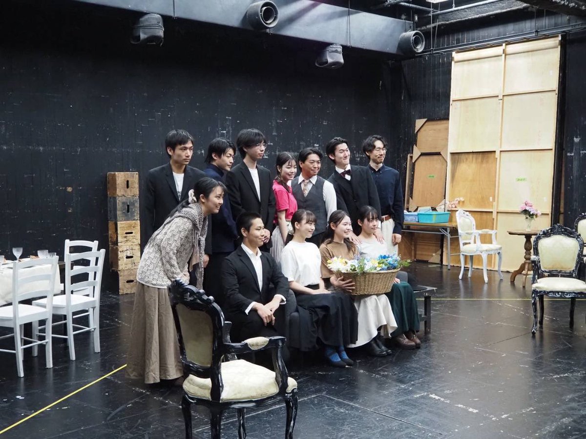 bun_kenshuka's tweet photo. 【#文学座附属演劇研究所 第3回発表会】 『#三人姉妹』

いよいよ立ち稽古がスタートしました！🔥
実際に舞台上で動きながら、作品の世界が少しずつ形になっています！✨️

本番に向けて、丁寧に作品を創り上げてまいります！

#文学座 https://t.co/dGuAVGBh7M