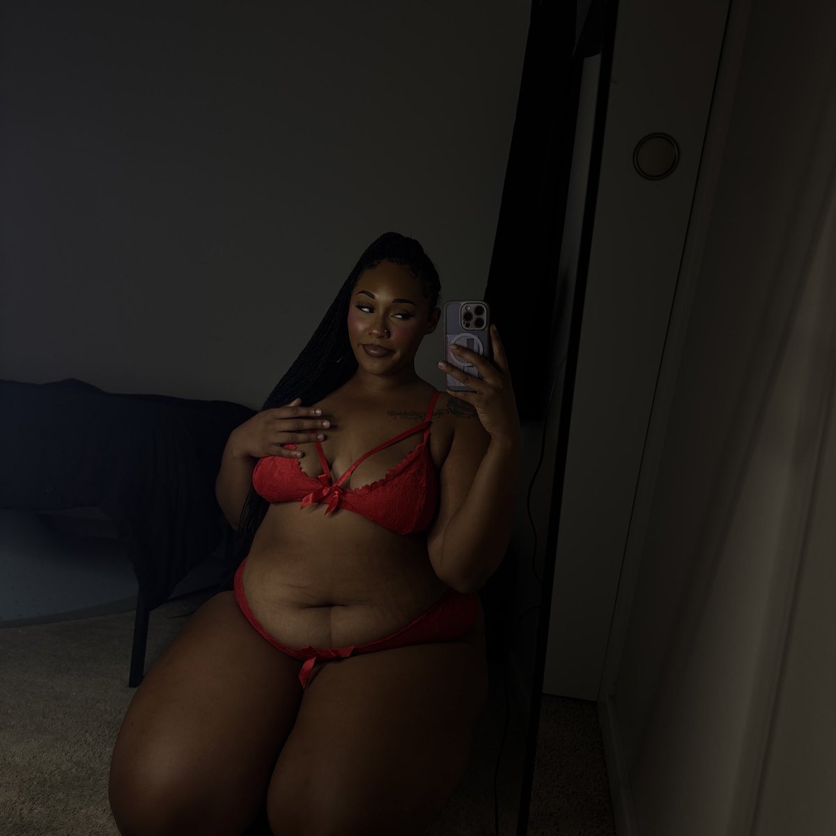 Freakykiki28's tweet photo. Who wanna make some content together?!😏🤪👀💦 

#contentcreator #az #phx #meets #bbw #freaks #wlw  #contentpartners https://t.co/ZGej3sKzsk