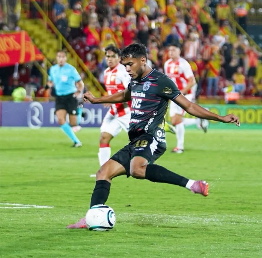 _TuNoticia's tweet photo. #Internacionales #Deportes

El Club Sport Herediano empató en casa  sin goles frente al Marathón de Honduras. https://t.co/IsLF35J1Sb